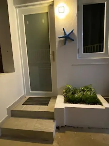 Apartamento Sea Breezer Vacation Ocean Front En Condominio Playa Mar San Juan